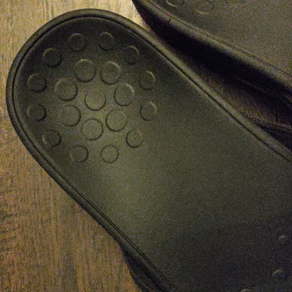 Vionic. "High Tide" Thong Sandals_4
